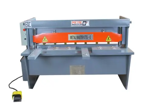 Гильотина электромеханическая Metal Master ETG 2530E