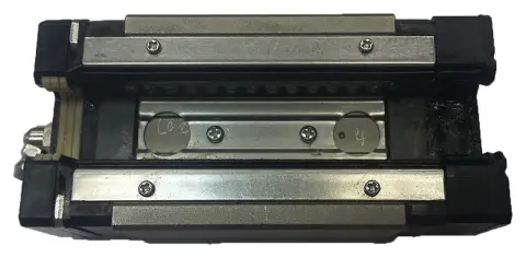 Линейный подшипник ТНК HSR 25 оси X № 01011207